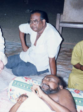 Ramkrishna Rao with Shivabalayogi, Adivarapupeta  March 1994