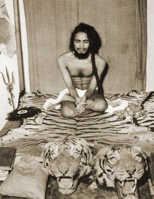 Shivabalayogi having completed tapas to the West